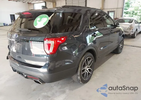 2017 Ford Explorer Sport из США, поврежденный, VIN 1FM5K8GT0HGD09660